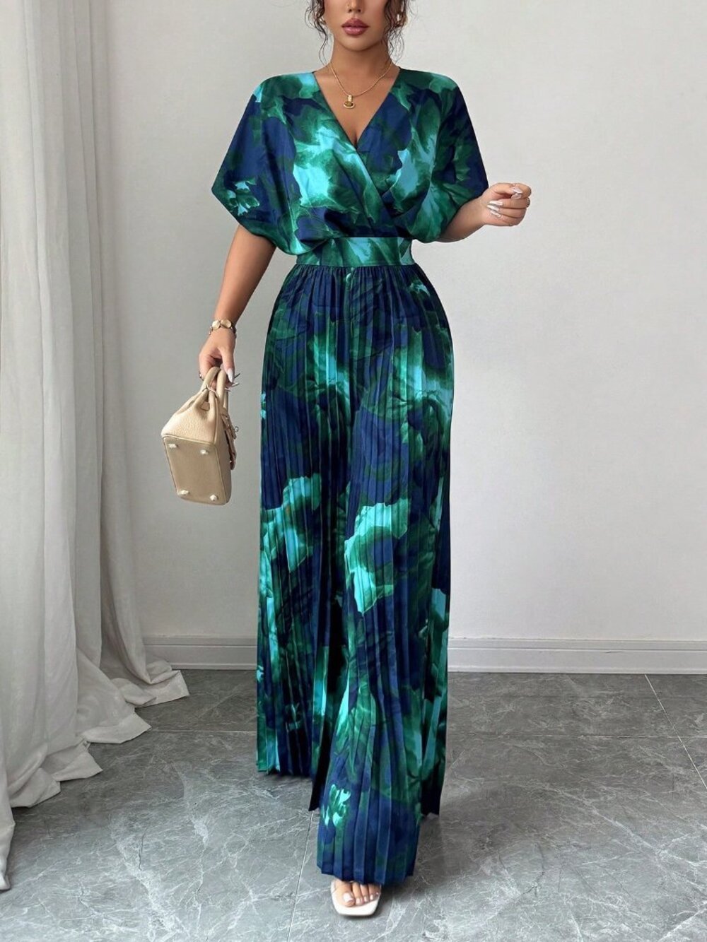 Women's Floral Print Surplice V-Neck Bat Sleeve Pleated Wide Leg Jumpsuit - Picture 6 of 6